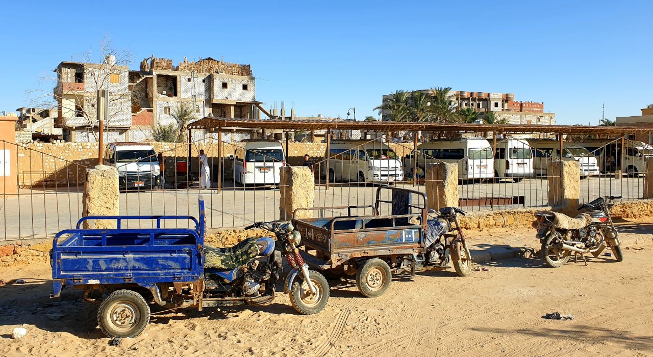 minibus-station-siwa 2