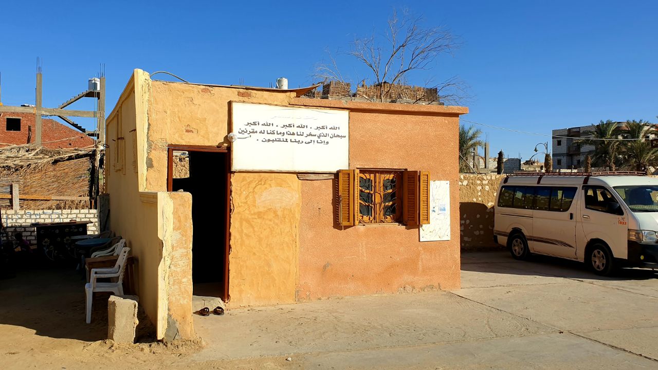 minibus-station-siwa